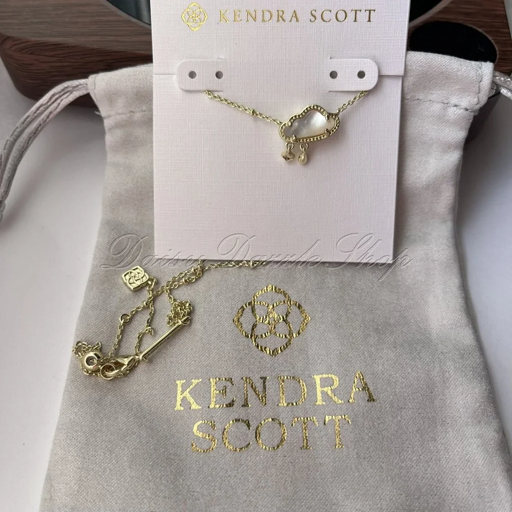 ✨New Kendra Scott Celeste Cloud Gold Plated Short Pendant Necklace 🌧️